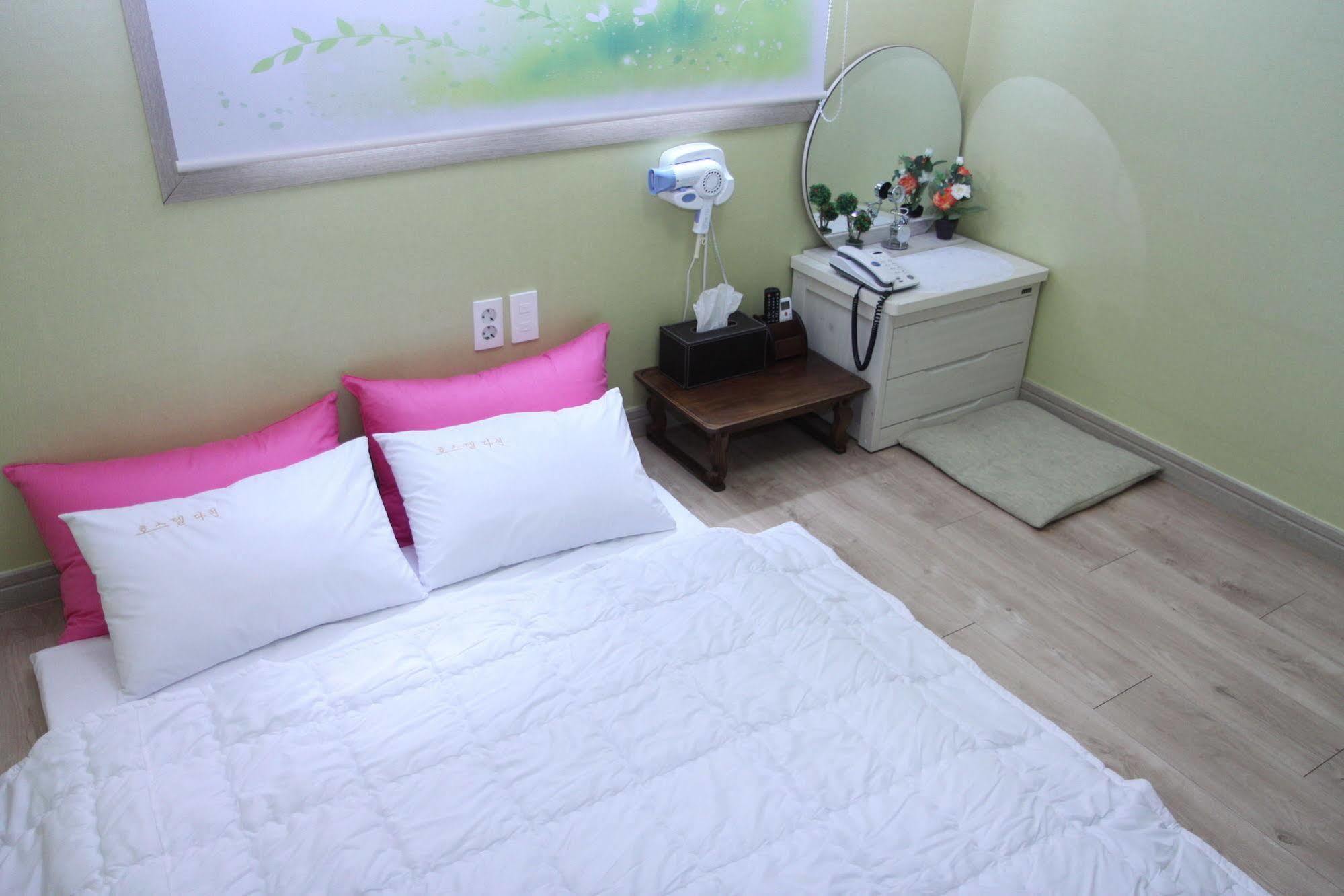 Hostel Dahyun & Guesthouse Gyeongju Exterior photo